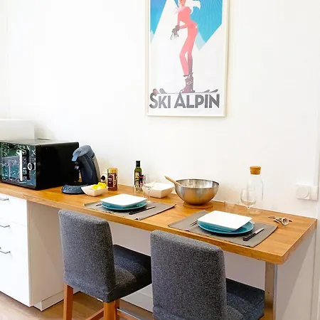 101 - Renove Avec 1 Spacieuse - Tram Et Clinique Mutualiste A 1 Min *